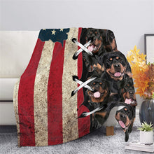 Load image into Gallery viewer, Grey Flannel Fleece Blankets and Throws for Sofa Winter Warm Bedding German Rottweiler Print Thin Quilts for Office Nap Blankets
